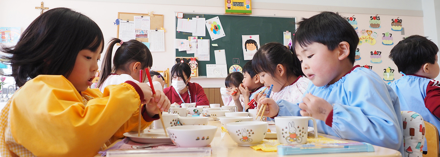 ミールケア　給食　食堂