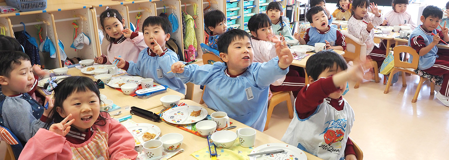 ミールケア　給食　食堂